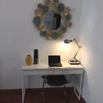 Condesa De Bureta Con Garaje Incluido דירה