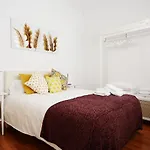 Condesa De Bureta Con Garaje Incluido דירה
