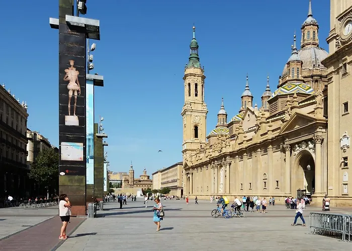 Condesa De Bureta Con Garaje Incluido * Сарагоса